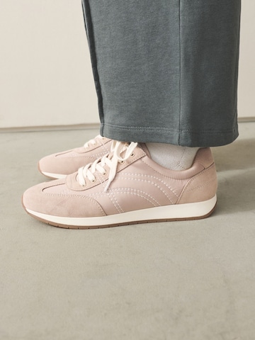 Next Низкие кроссовки в Бежевый