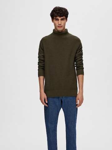 SELECTED HOMME Sweater 'Thim' in Green: front