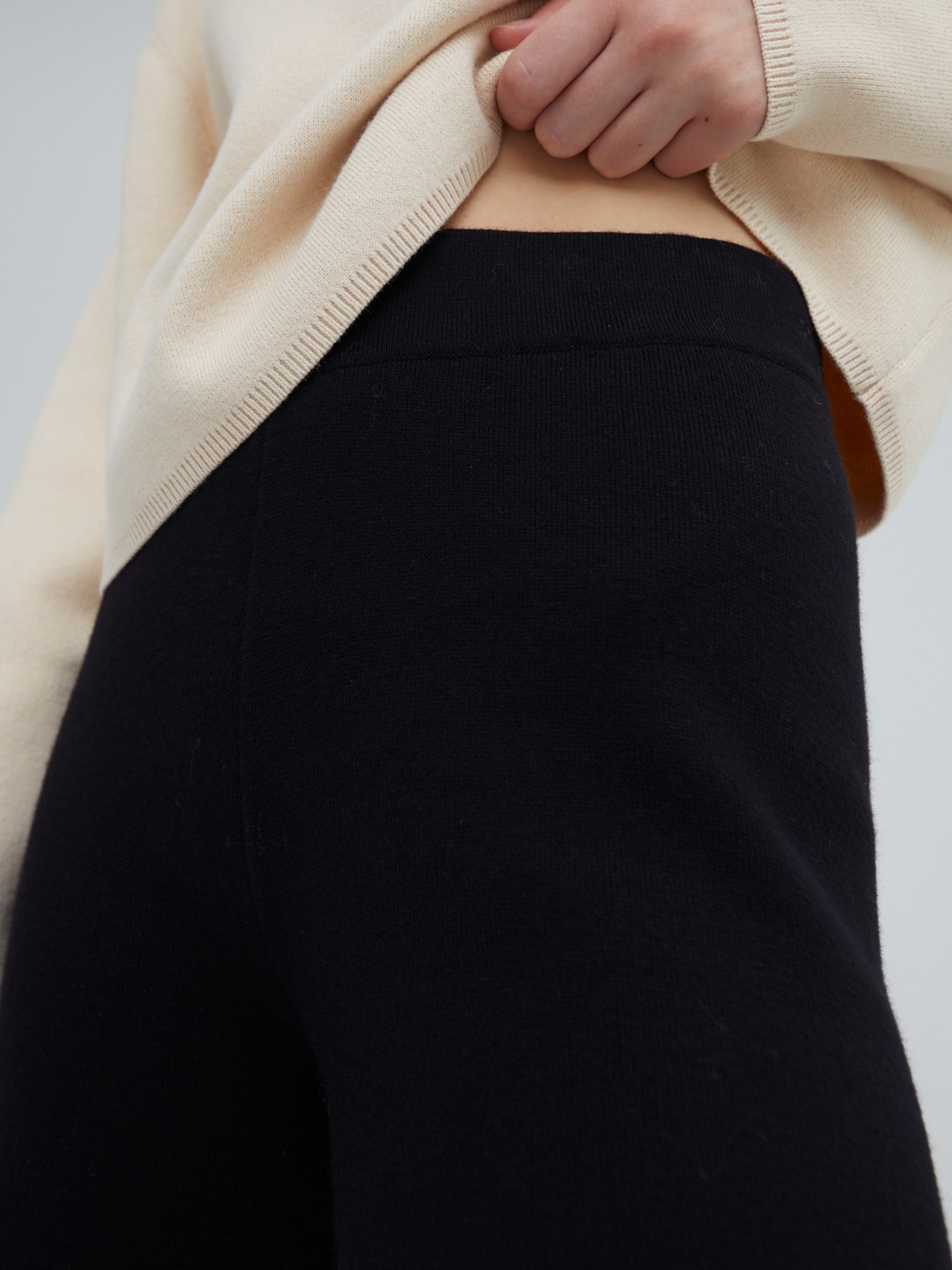 EDITED Produits Pantalon 'Genevieve' noir
