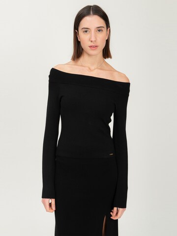 Influencer Pullover in Schwarz: Vorderseite