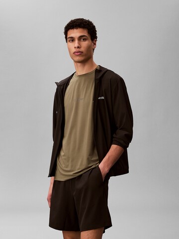 Calvin Klein Sport Performance shirt in Grey