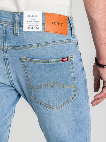 Tapered Jeans 'Oregon' di MUSTANG in blu