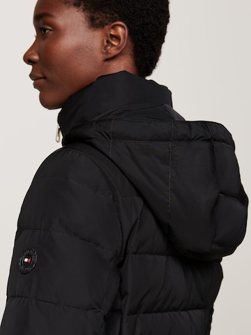 TOMMY HILFIGER Jacke 'HERITAGE TYRA' in Schwarz