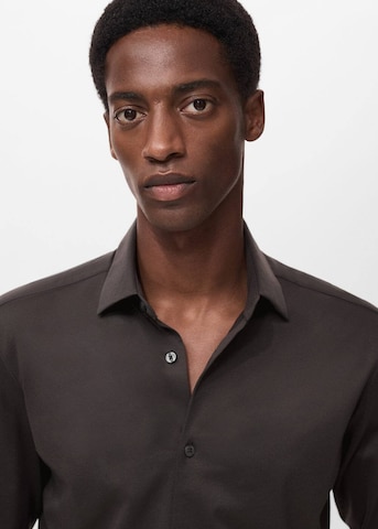 MANGO MAN Regular Fit Hemd 'Adana' in Braun
