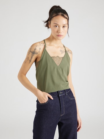 ABOUT YOU Top 'Daline' in Green: front