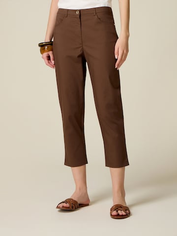 Effilé Pantalon oltre en marron