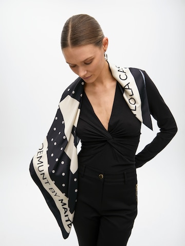 Lola Casademunt Scarf i svart