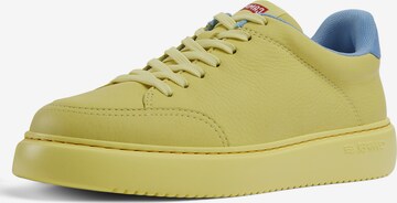 Sneaker bassa 'Runner K21' di CAMPER in giallo: frontale