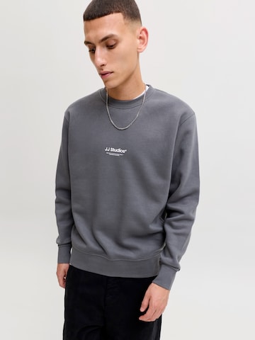 JACK & JONES Sweatshirt 'JJESOHO' in Grey