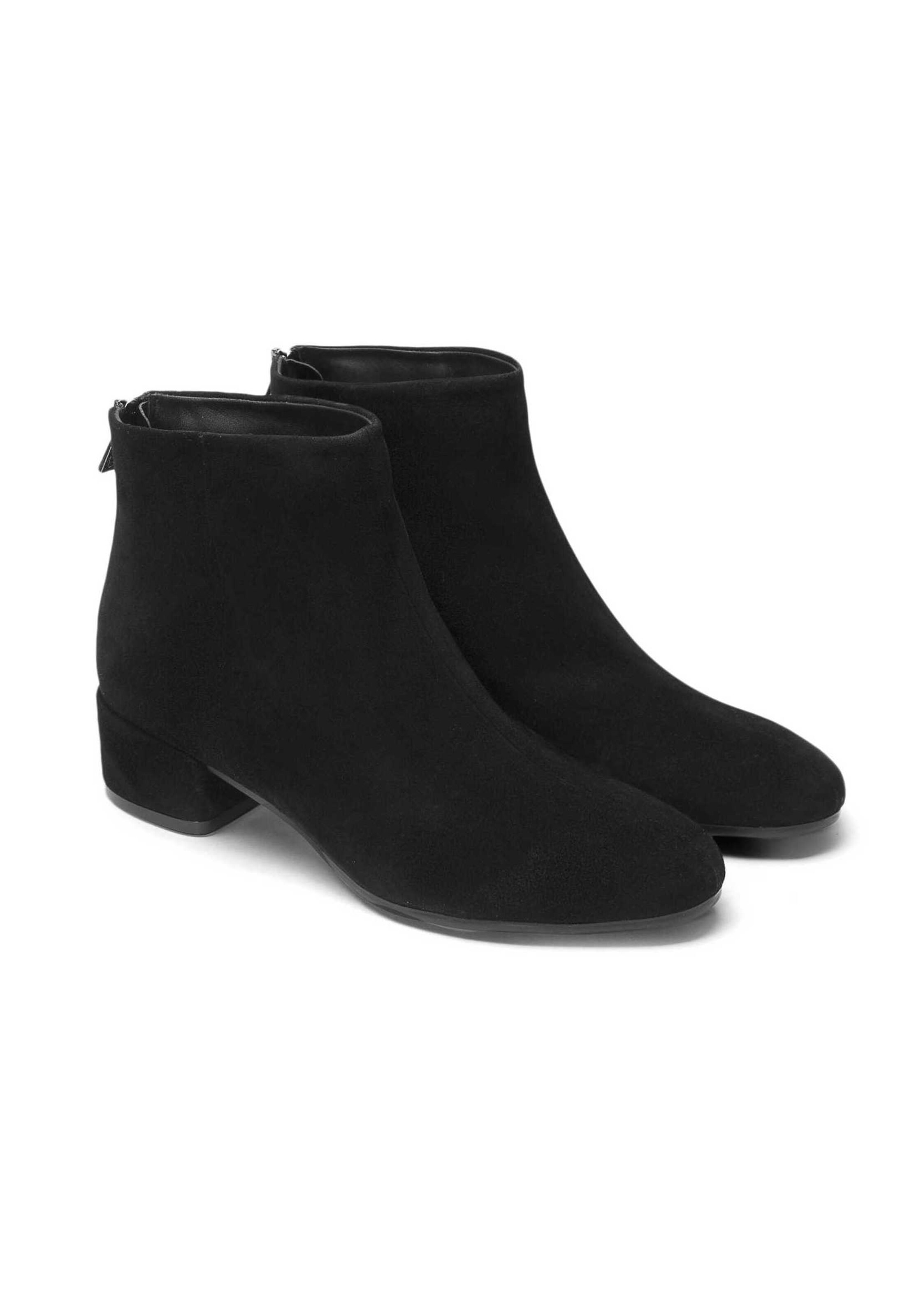 Ankle boots di Kazar in nero