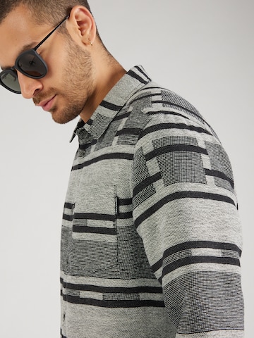 Iriedaily Regular fit Ing 'Santania' - fekete