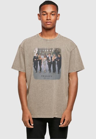 ABSOLUTE CULT Shirt ' Friends - Reunion' in Bruin: voorkant