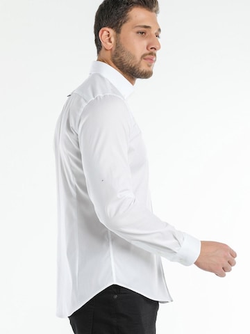 7Camicie Slim fit Zakelijk overhemd 'Leonardo Essentials Poplin Stretch Man Shirt' in Wit