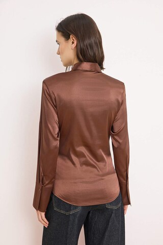 Trendyol - Blusa en marrón