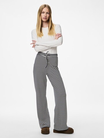 PIECES Loose fit Trousers 'PCLaya' in Blue