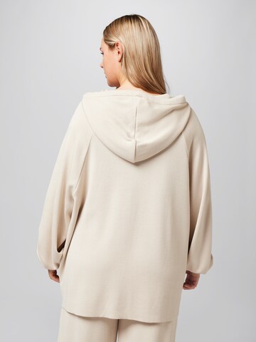 Pull-over 'Ramona' A LOT LESS en blanc