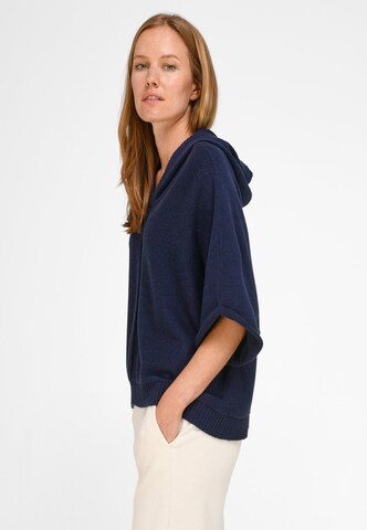 Pull-over include en bleu