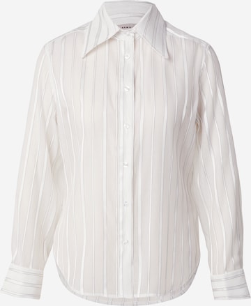 REMAIN Pusero värissä valkoinen: etupuoli