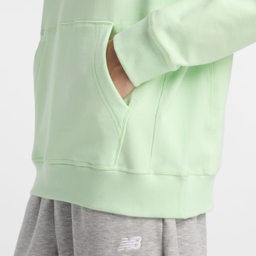 new balance Sportsweatshirt in Grün