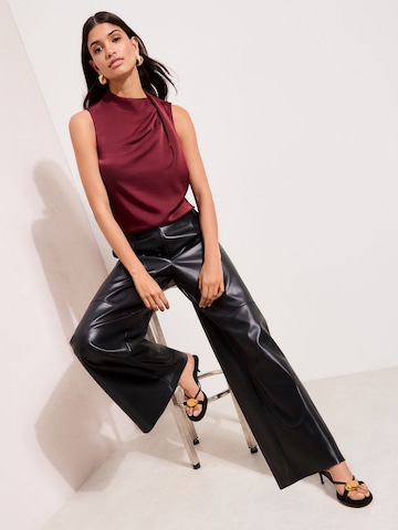 Friends Like These Blouse in Rood