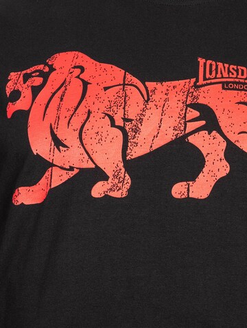 LONSDALE T-Shirt in Schwarz