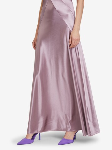 Robe de soirée Vera Mont en violet