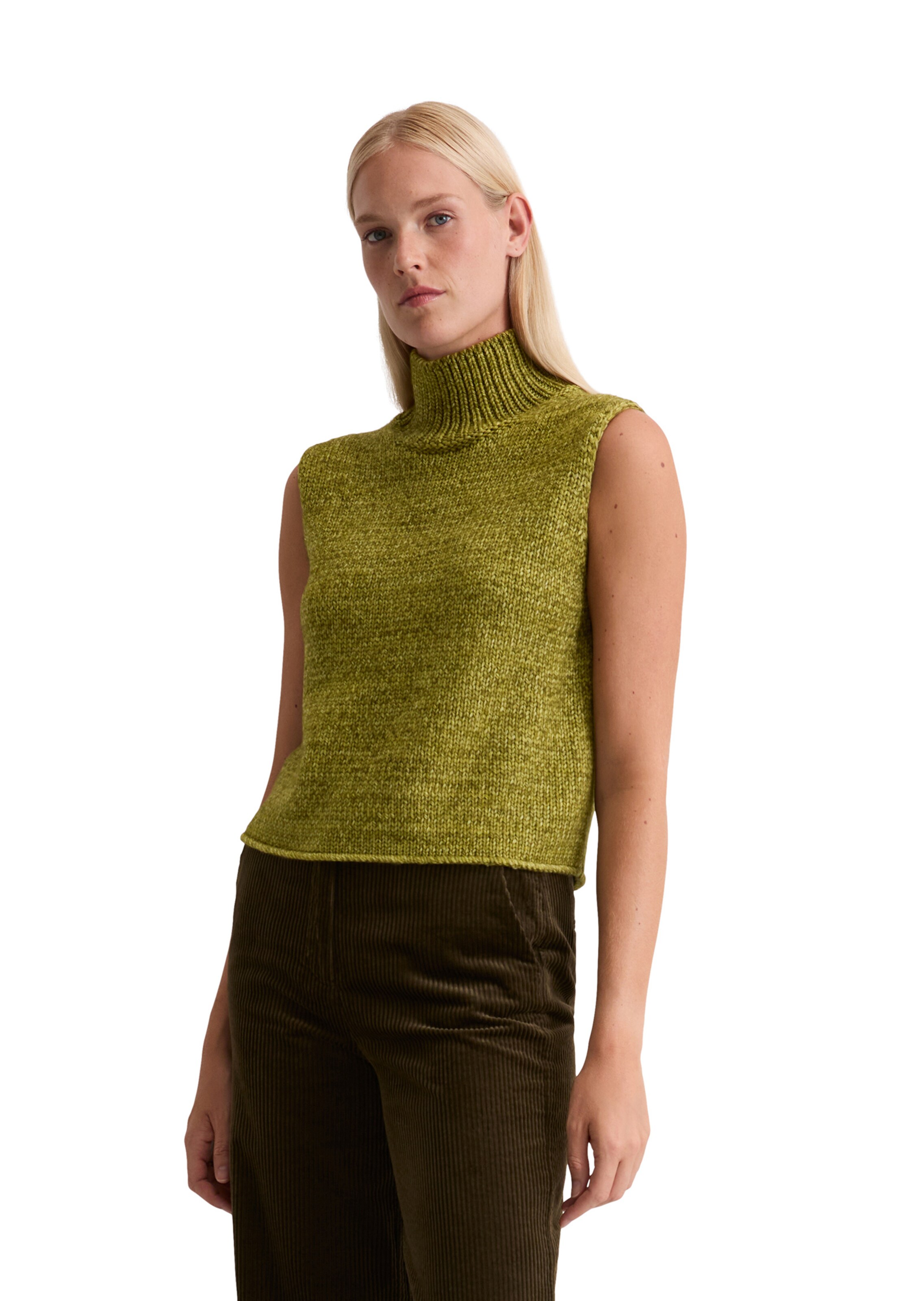Marc O'Polo Sweater in Green: front