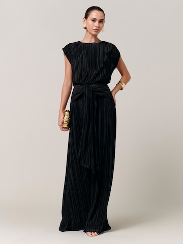 Rochie 'Zarina' de la Sável pe negru