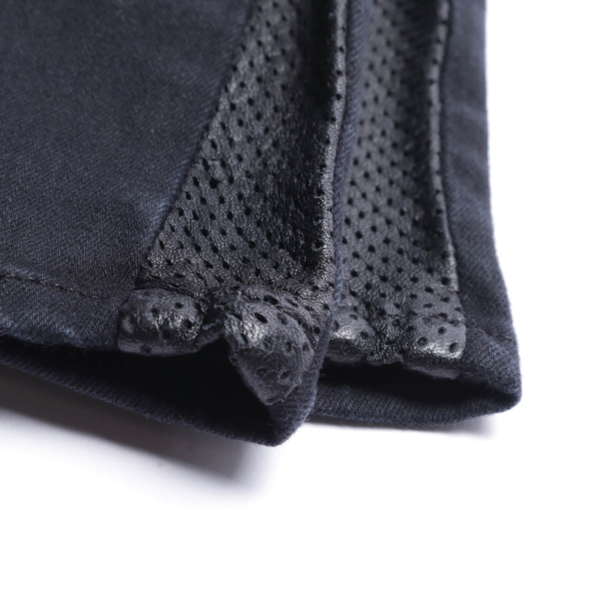 FRAME Jeans in 24 in Black