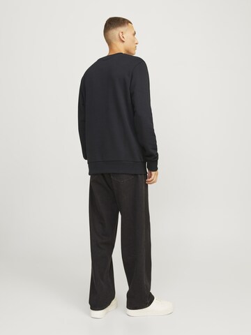Sweat-shirt 'JJXMAS JOLLY' JACK & JONES en noir