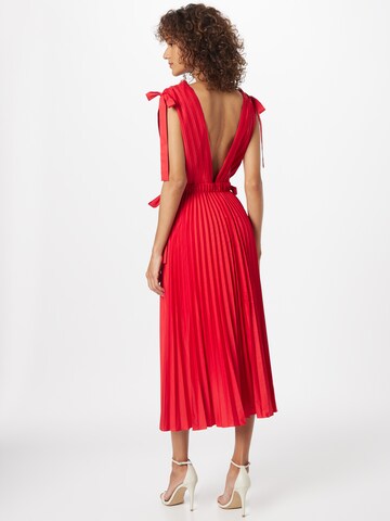True Decadence Платье в Красный