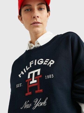 Felpa di TOMMY HILFIGER in blu