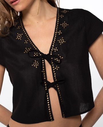 THE-ARE - Blusa em preto