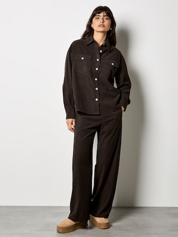 Apricot Blouse in Brown