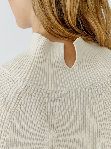 OUI Pullover in Weiß