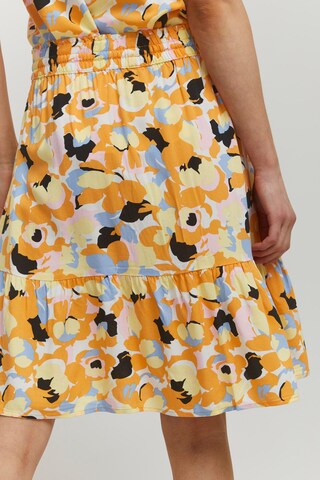 b.young - Falda en amarillo
