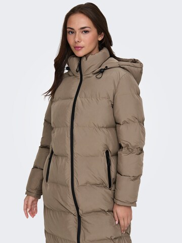 Manteau d’hiver 'ONLPaula' ONLY en marron