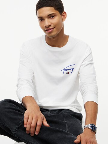 Tommy Jeans Shirt in White