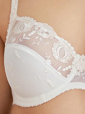 Conturelle Bra 'Provence' in Beige