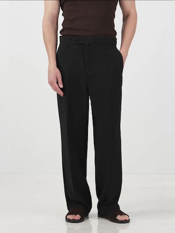 Regular Pantalon Giesto en noir : devant
