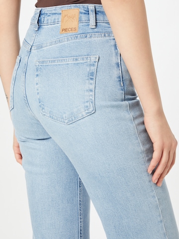 PIECES Regular Jeans 'Holly' in Blue