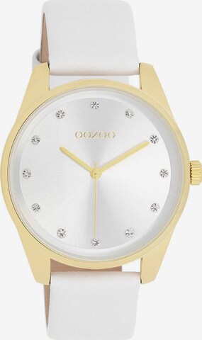 OOZOO Analog Watch in White: front