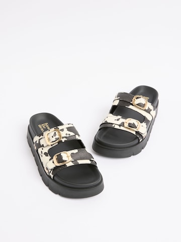 Mule Friends Like These en blanc