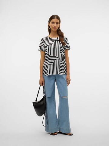 VERO MODA T-shirt 'VMEASY JOY' i svart