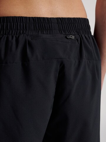 Newline Loose fit Sports trousers 'Max' in Black