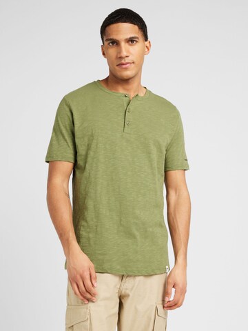 FYNCH-HATTON - Camisa em verde: frente