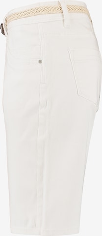 Hailys Regular Shorts 'Mina' in Weiß