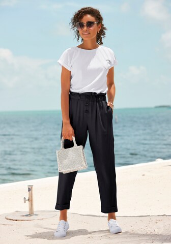LASCANA Loose fit Pleat-front trousers in Black