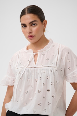 KAFFE CURVE - Blusa 'KALiona' em branco
