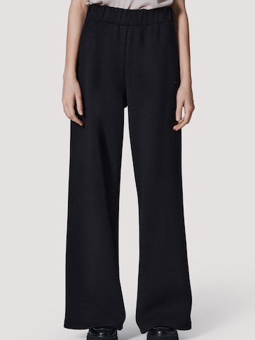 4TAILORS Loosefit Nadrág 'Elliot' - fekete